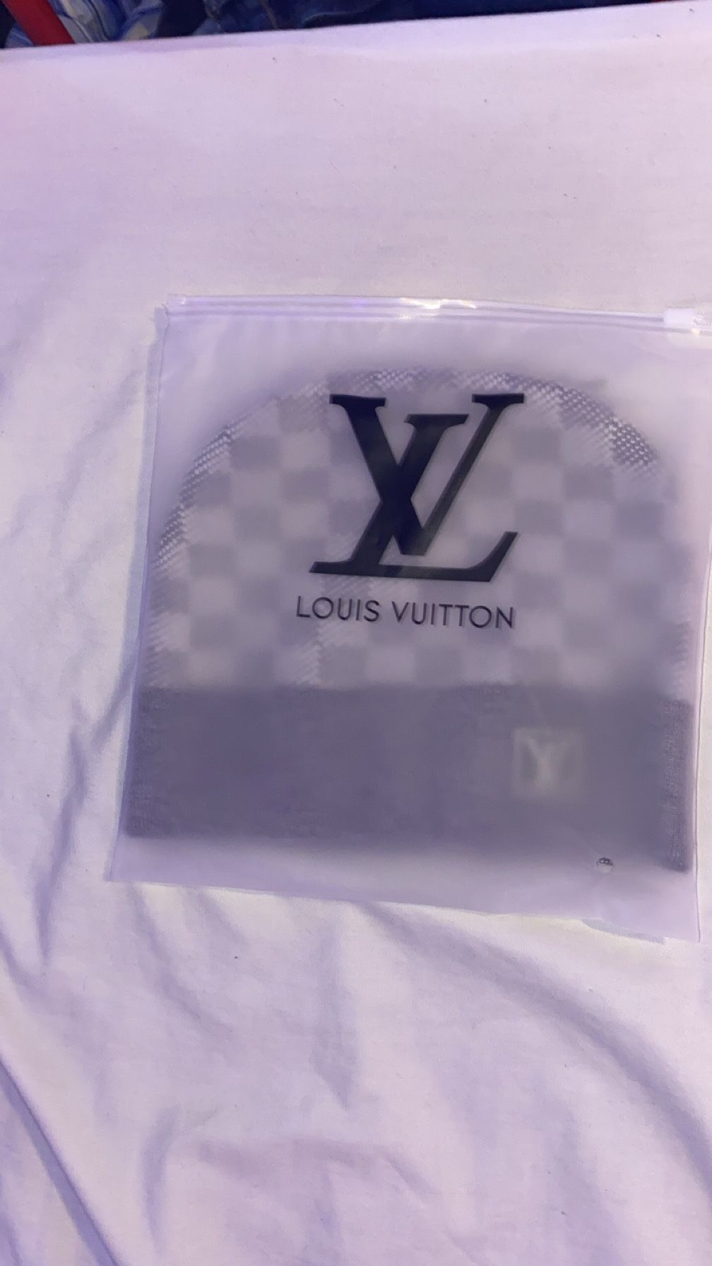 Louis Vuitton Beanie (Grey)