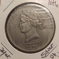GREAT 1876 US LIBERTY ONE DOLLAR ** 24 GRAMS. SILVER PLATED & OLD NOVELTY COIN**