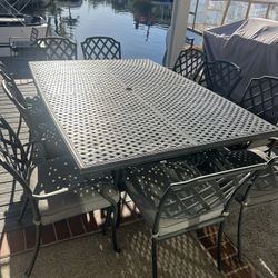 10 Seat Patio Table! 
