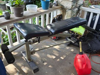 Weight bench