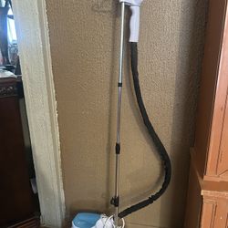 TOBi STEAMER WRINKLE REMOVER