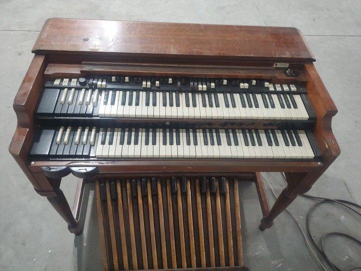 Hammond Organ