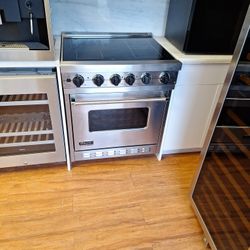 Viking Electric Range Slide In 30" 