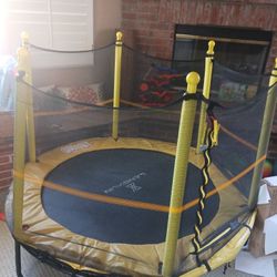 Quality Indoor Kids Trampoline With Safety Net