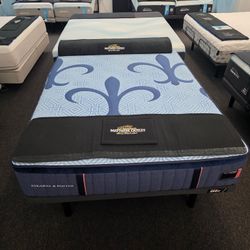 Stearns & Foster LuxEstate Medium Eurotop queen