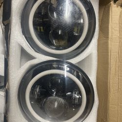 Pair Of Led Headlights With Drl Halos White / Amber 