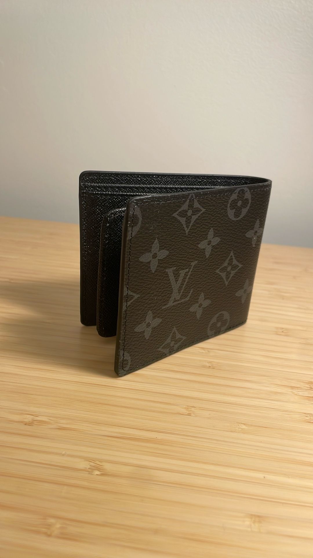 LV Wallet