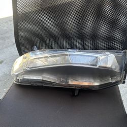 Luz Izquierda  Mustang 2018 GT