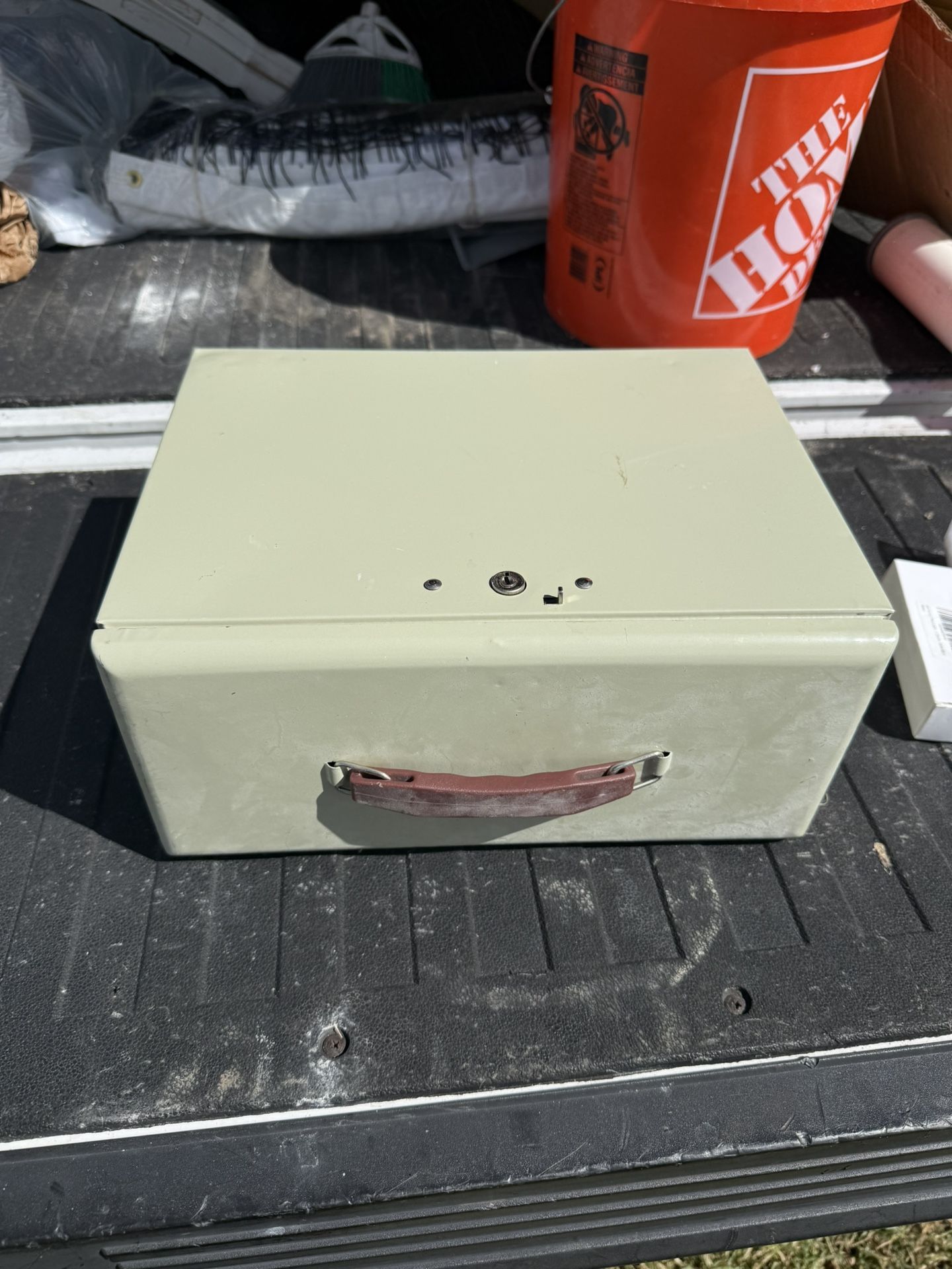 Lockbox With Key