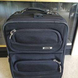 Travel Gear Carry On Suitcase 
