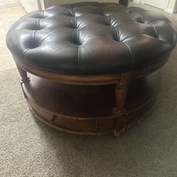 Round Ottoman 