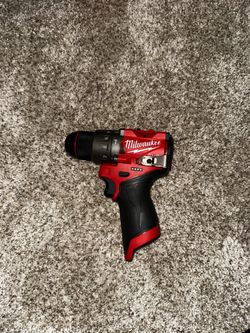 Milwaukee M12 FUEL™ SubCompact 1/2" Hammer Drill/Driver