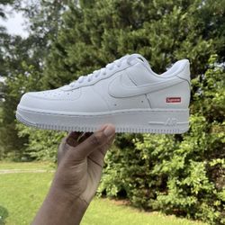 Supreme Air Force 1 Size 9 / 9.5