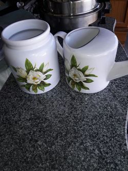 Beutiful plant sprinkler and pitcher.