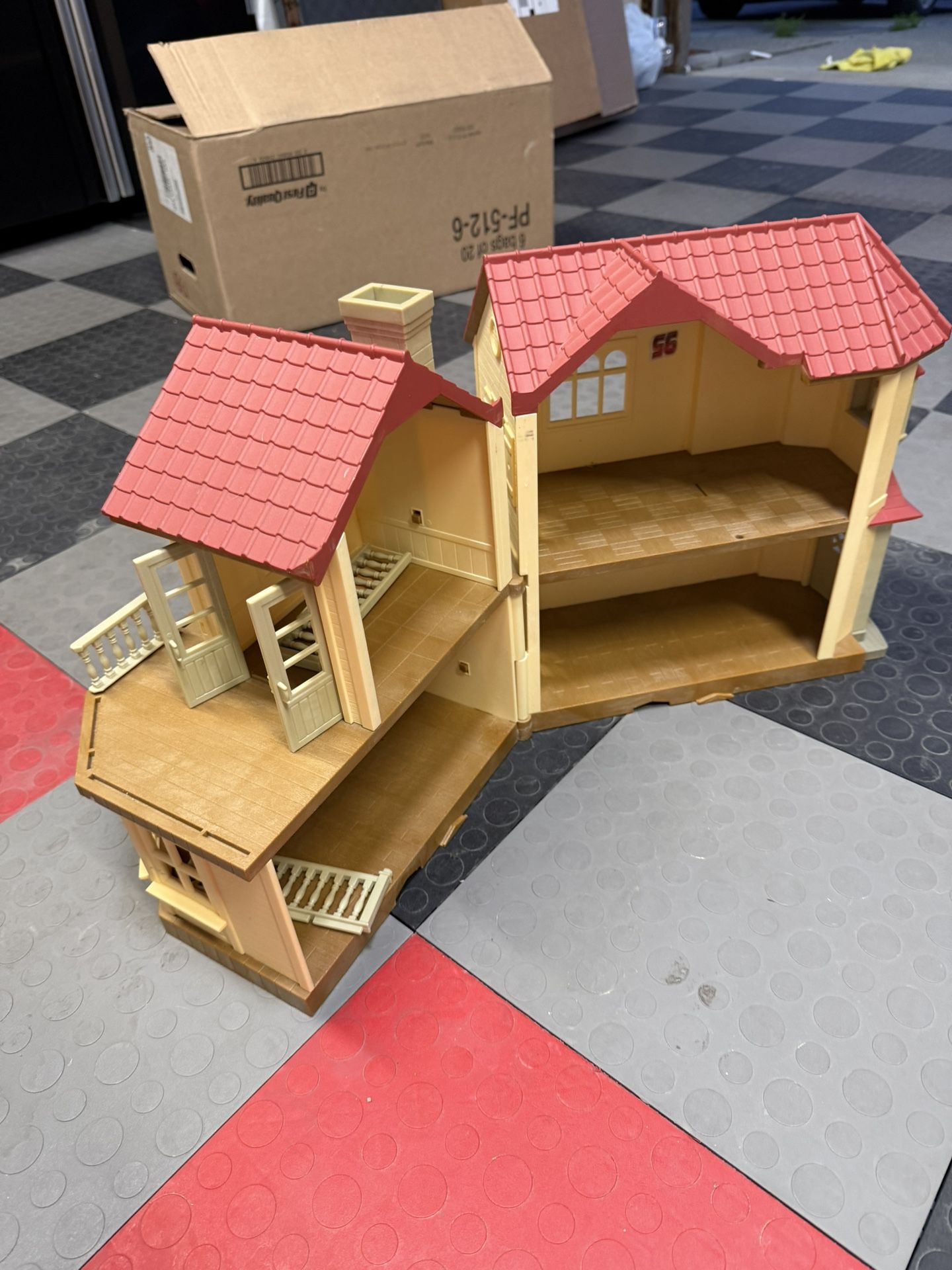 Calico Dollhouse