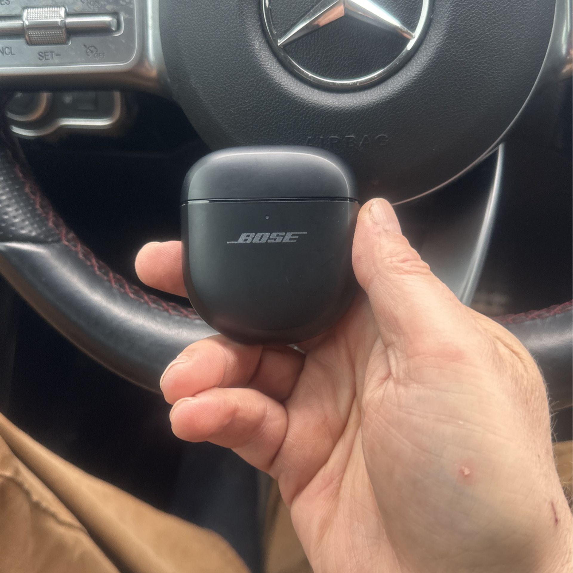 New Pair Of Bose Ultraquiet Earbuds