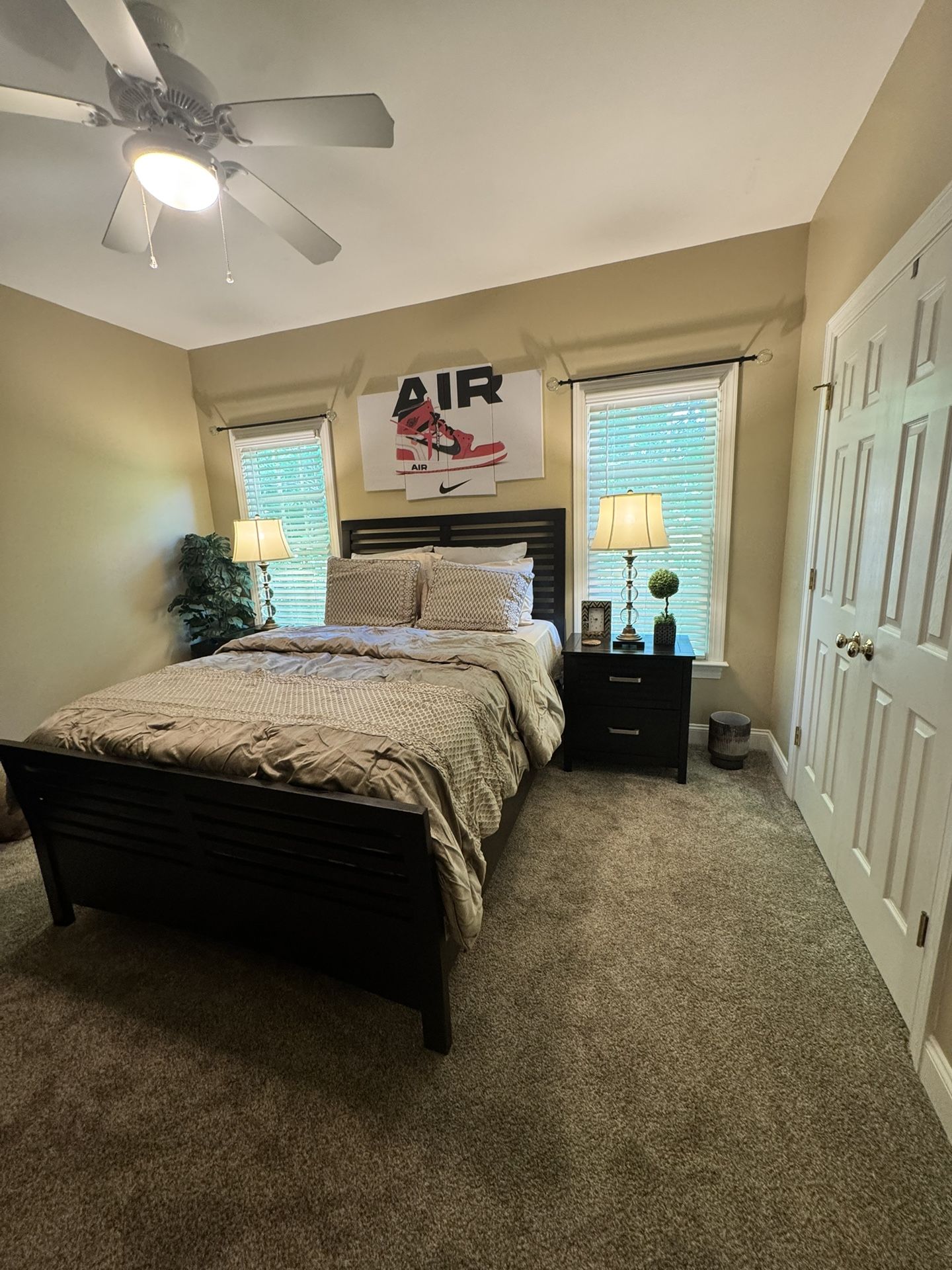 Queen Bedroom Set
