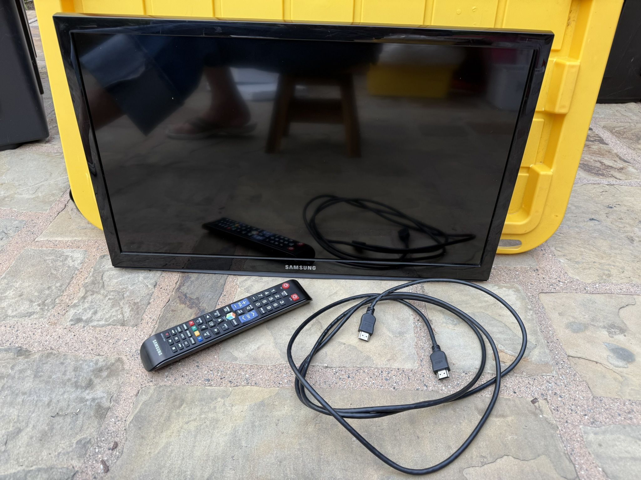 24” Samsung TV