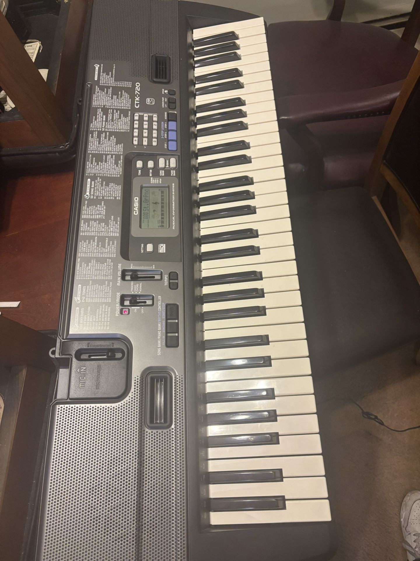 CASIC ELECTRONIC KEYBOARD