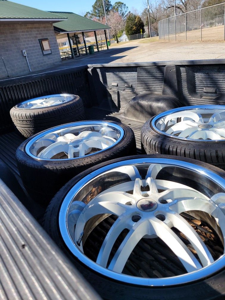 For Sale $500