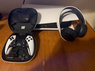 PS5 Disc edition + Dualsense Edge + PS5 headset
