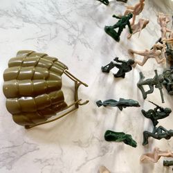 Toys  (around 150 Small Soldiers)