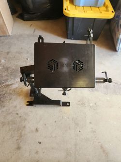 Laptop car stand fits f150 truck.