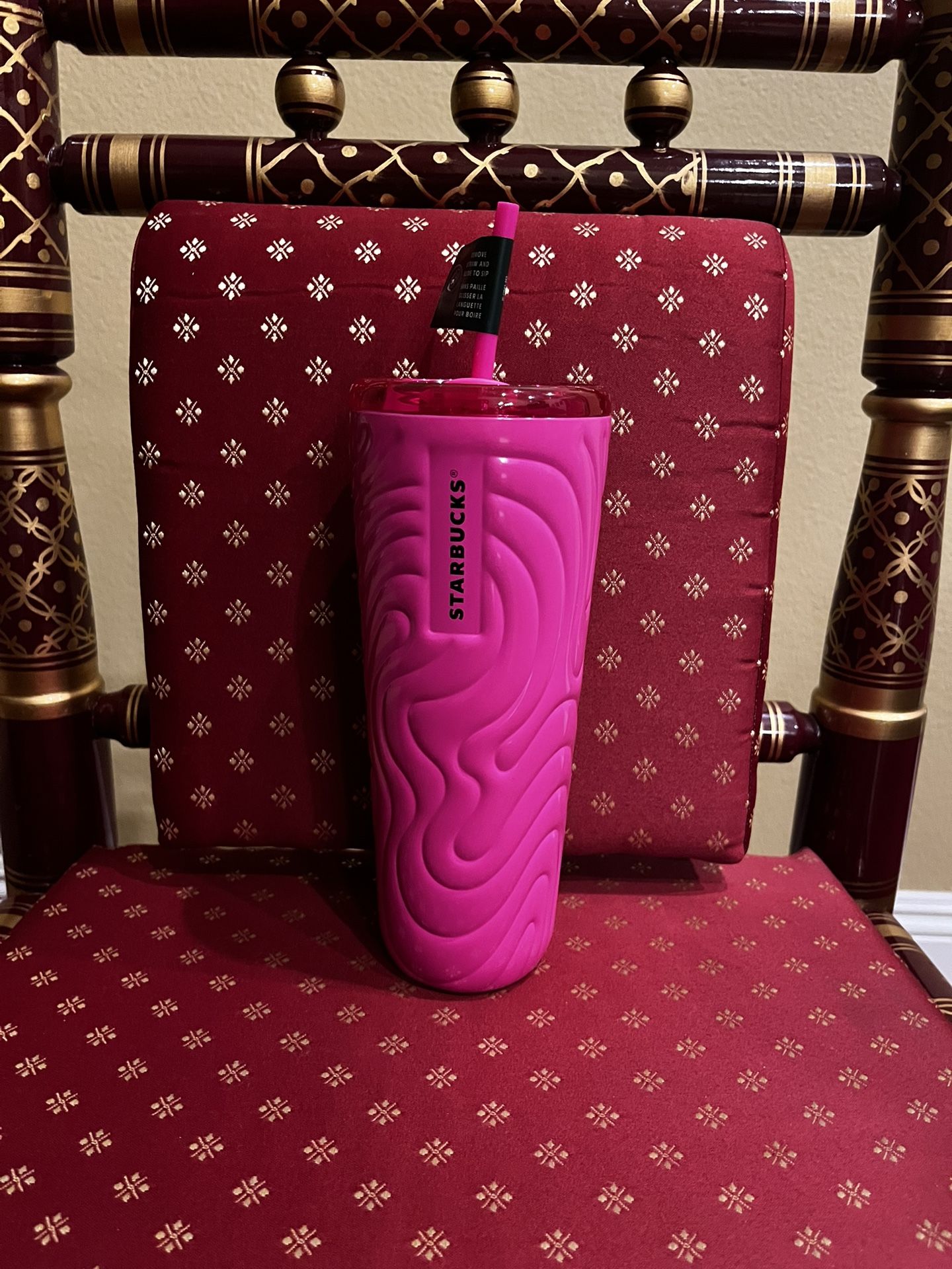 Starbucks 2025 Summer Hot Pink Sip Or Straw 24 Oz Tumbler