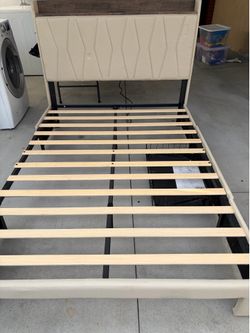 Full zize bed