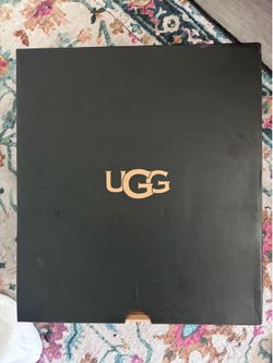 ** BRAND NEW IN BOX ** Uggs Men’s 11 Highland boots