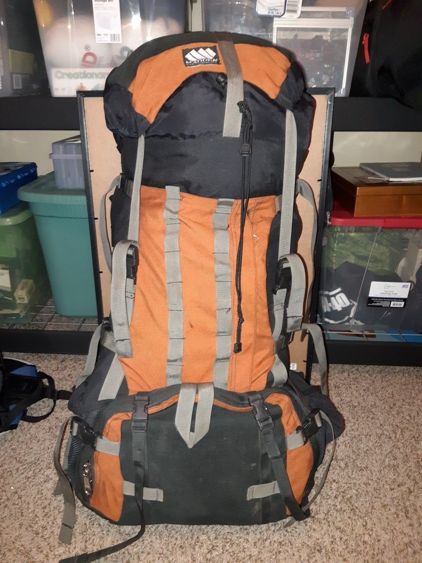 Own The Best Backpack On The Mountain! Madden Mountaineering Internal Frame Backpack Size Large