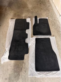 TESLA MODEL Y FLOORMATS
