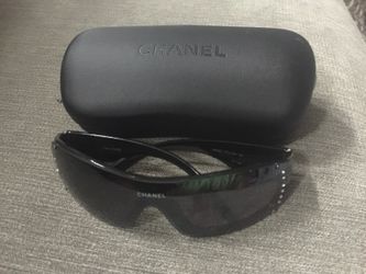 Chanel Wrap sunglasses