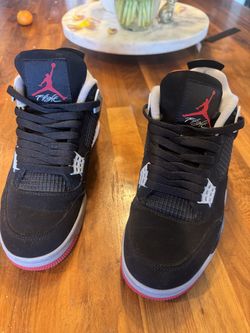 Jordan 4 BRED