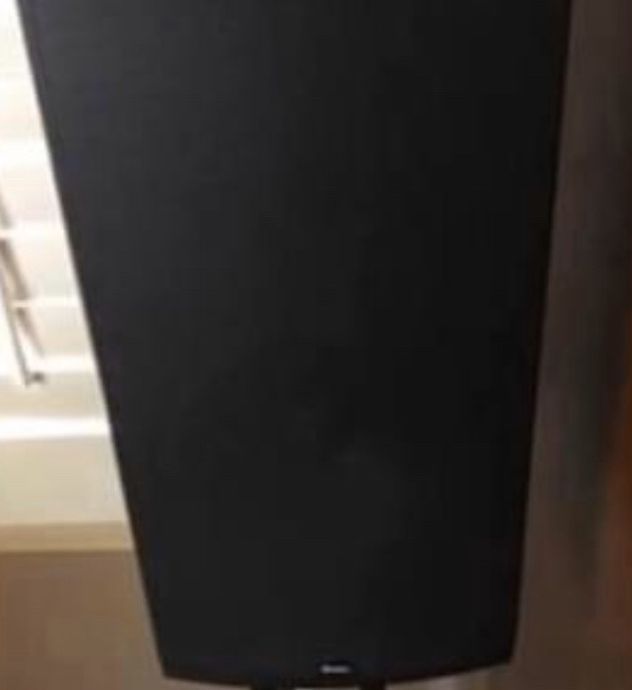 Boston Acoustics CR8 Speakers in Original Box Mint Condition