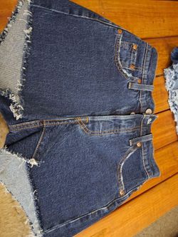 New sz 23 Levi's short