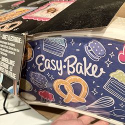 Easy Bake Oven  With food 