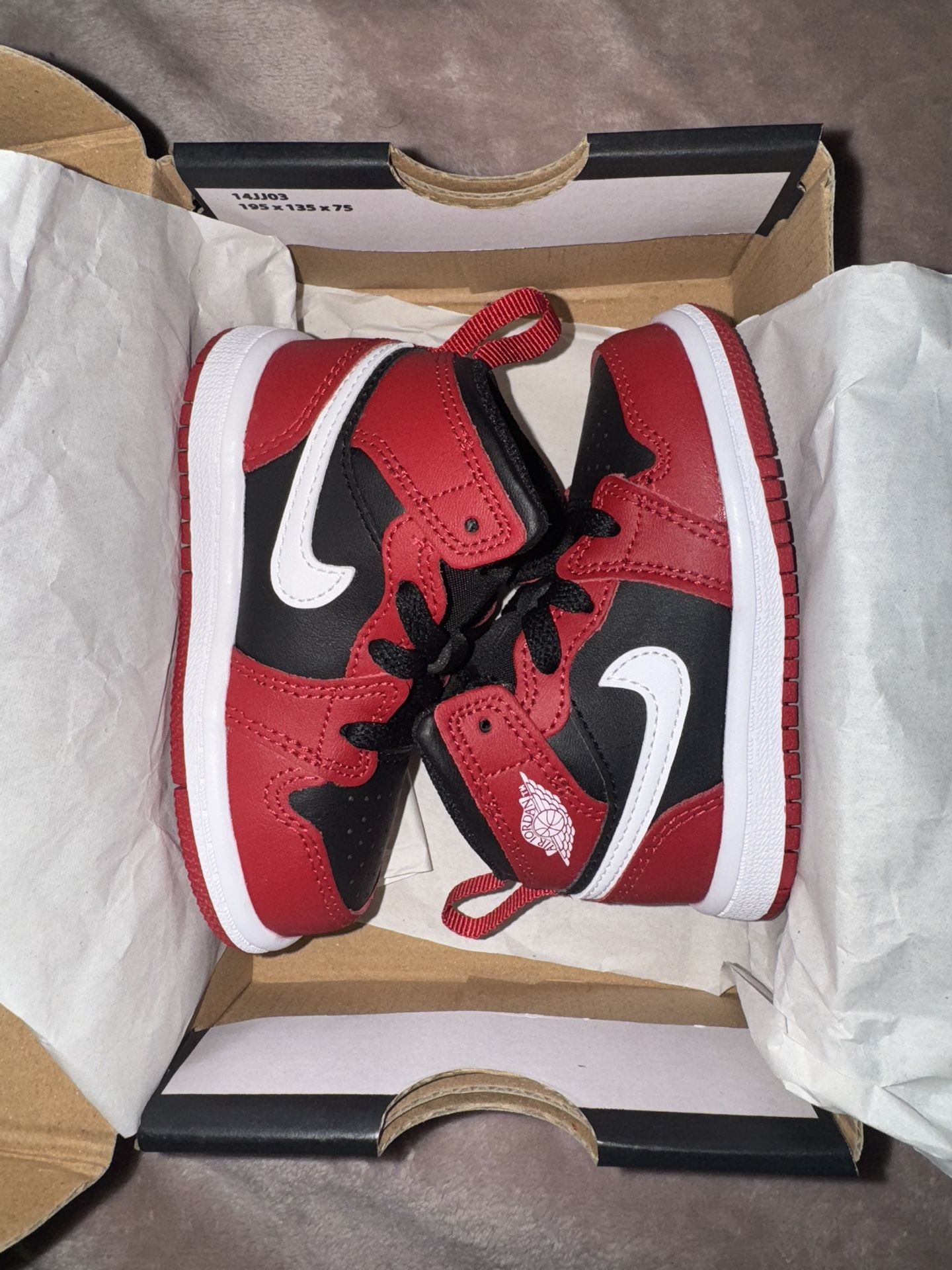 Jordan 1 mid Kids