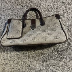 Dooney And Bourke Bag 