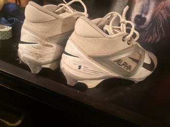 Football cleats
