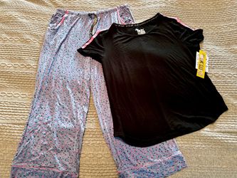 NWT Muk Luks women’s pajamas