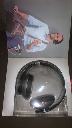 iHip ELITE Bluetooth Wireless Headphones with USB Cablea