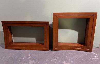 Wall shelves