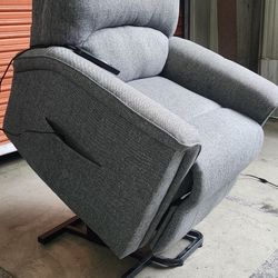 Lift Assist Recliner Chair FREE DELIVERY 