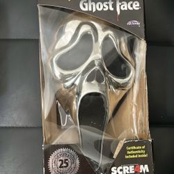 Fun World Ghostface Horror Mask 