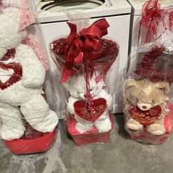 Valentines Baskets 100 For All