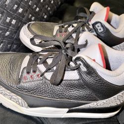 Air Jordan ‘Black Cement’ 3s