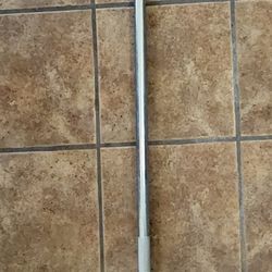 Weight Bar With Spinning Colars