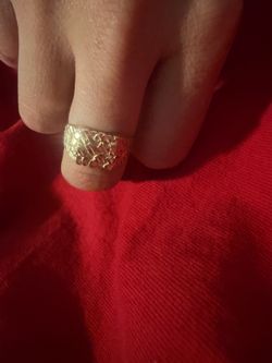 14 k diamond cut nugget ring (no trades‼️if it’s posted it’s available)