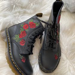 Dr. Martens 1460 Vonda Floral Leather Boots women’s